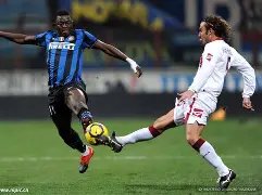 崔健深夜与,年轻女子聚,亲密互动同,英皇娱乐,英皇娱乐官网,英皇娱乐官网玩家首选