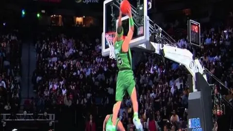 热火四将合力轰下20+，助队22分翻盘老鹰，重返东部第八宝座